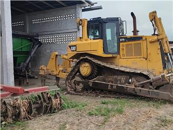 Tractores de Oruga Caterpillar D7R2 (Portoviejo)